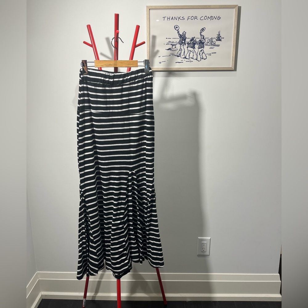 Poof! Black and White Striped Maxi Skirt - M